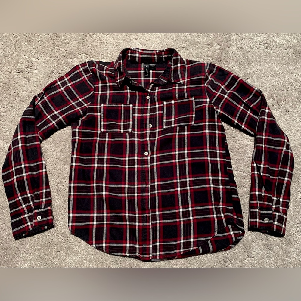 Black & Red Flannel 🪵